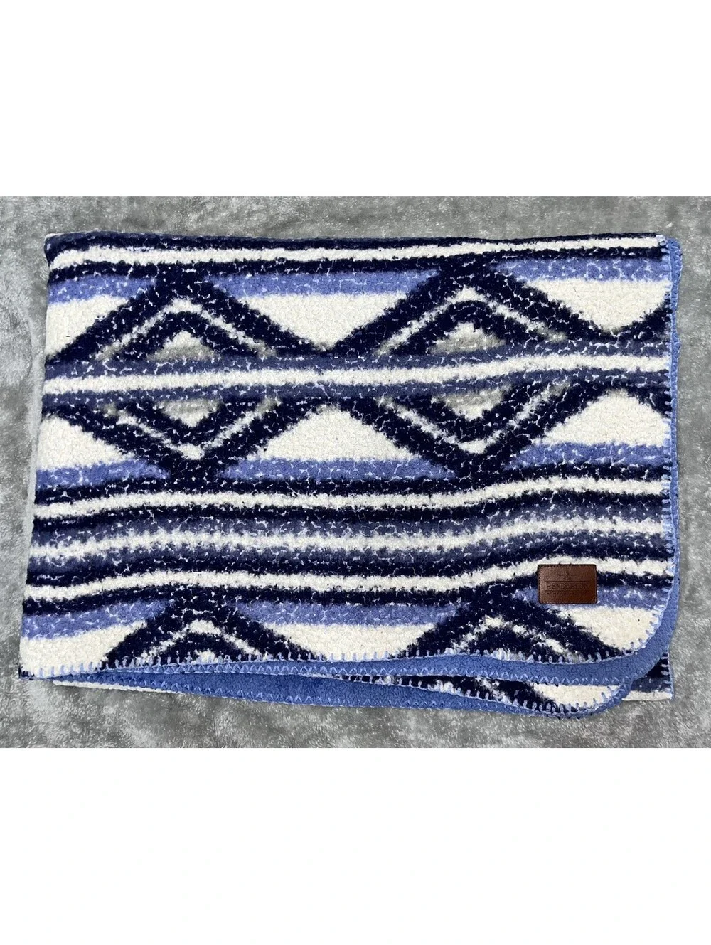 Pendleton Home Collection Wool Blanket 72” X  48”  Blue White Gray Black Aztec
